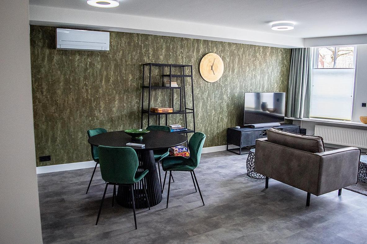 "De Bank" - Hotel Apartments Harlingen Esterno foto