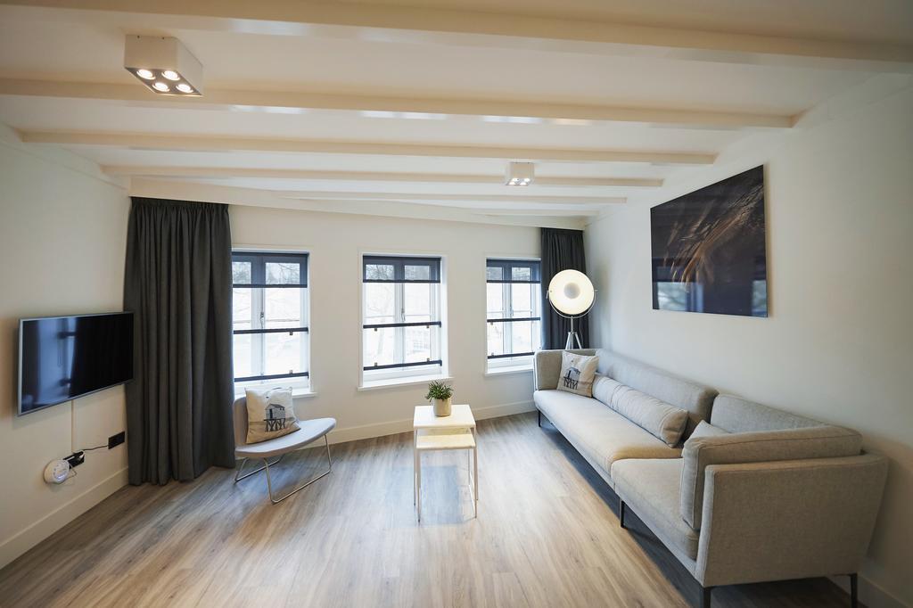 "De Bank" - Hotel Apartments Harlingen Esterno foto