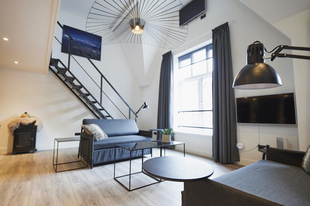 "De Bank" - Hotel Apartments Harlingen Esterno foto