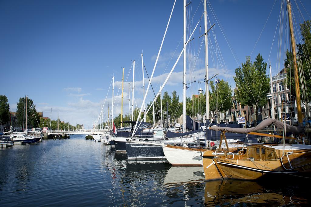 "De Bank" - Hotel Apartments Harlingen Esterno foto